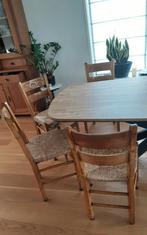 4 eikenhouten solide stoelen, biezen zitting, handgemaakt, Huis en Inrichting, Stoelen, Ophalen, Gebruikt, Bruin, Vier