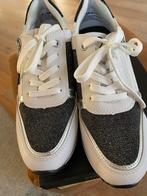 Marco Tozzi Sneakers Maat 39 - Nieuwstaat!, Kleding | Dames, Schoenen, Ophalen of Verzenden, Zo goed als nieuw, Wit, Sneakers of Gympen