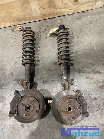 NISSAN MICRA 2 K11 Links rechts voor veerpoot fuseehuis beschikbaar voor biedingen