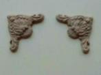 Keramisch hoekornament in beige en terra cotta / Fennicole, Ophalen, Nieuw, Decoratie