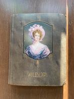 Antiek album met ansichtkaarten, Ophalen of Verzenden, 1920 tot 1940