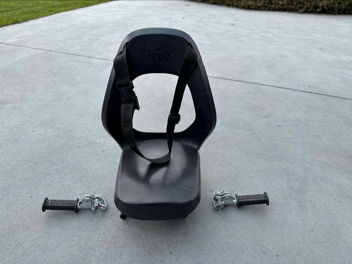 Thule Yepp Maxi Junior Zwart Fietsstoeltje >25kg, Fietsen en Brommers, Fietsaccessoires | Fietsstoeltjes, Gebruikt, Achterzitje