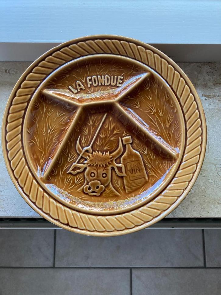 Sarreguemines France | 5 vakken borden | bruin | VINTAGE, Huis en Inrichting, Keuken | Servies, Nieuw, Bord(en), Effen, Keramiek