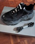 Balenciaga triple s maat 37, Ophalen of Verzenden, Zo goed als nieuw, Zwart