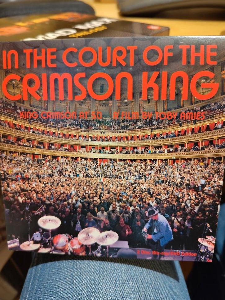 King Crimson - In The Court Of The Crimson King Blu-ray/DVD, Cd's en Dvd's, Cd's | Filmmuziek en Soundtracks, Zo goed als nieuw