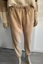 Vila beige jogging maat S, Kleding | Dames, Verzenden, Beige, Vila, Zo goed als nieuw