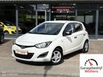 Hyundai i20 1.2i Business Edition airco 5drs nieuwe apk, Gebruikt, 4 cilinders, Met garantie (alle), Wit