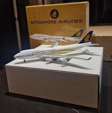 WB Modellen/ Inflight200 747-400 Singapore  beschikbaar voor biedingen