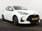 Toyota Yaris 1.5 Hybrid Dynamic | Camera | Apple Carplay/And, 12 maanden, Gebruikt, Cruise Control, Wit