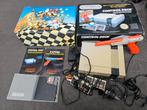 Nintendo nes met box en koffer, Spelcomputers en Games, Ophalen of Verzenden, Gebruikt, Met 1 controller