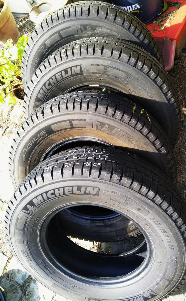 Camper banden 225-75-16CP. Velgen 16"/ 5x118, Auto-onderdelen, Banden en Velgen, Band(en), Zomerbanden, 16 inch, 225 mm, Overig