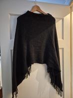 Zwarte poncho met franjes, Onbekend, Ophalen of Verzenden, Gedragen