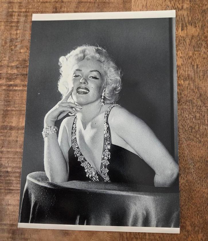Marilyn Monroe, Verzamelen, Ansichtkaarten | Themakaarten, Ongelopen, Sterren en Beroemdheden, Verzenden