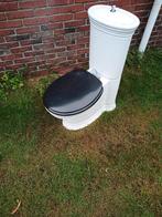 WC Villeroy & Boch - onder en achter aansluiting, Doe-het-zelf en Verbouw, Ophalen, Gebruikt, Steen, Toilet