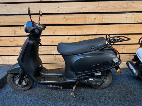 LA SOURIS Bromscooter Sourini (bj 2022), Fietsen en Brommers, Brommers | Overige merken, Gebruikt