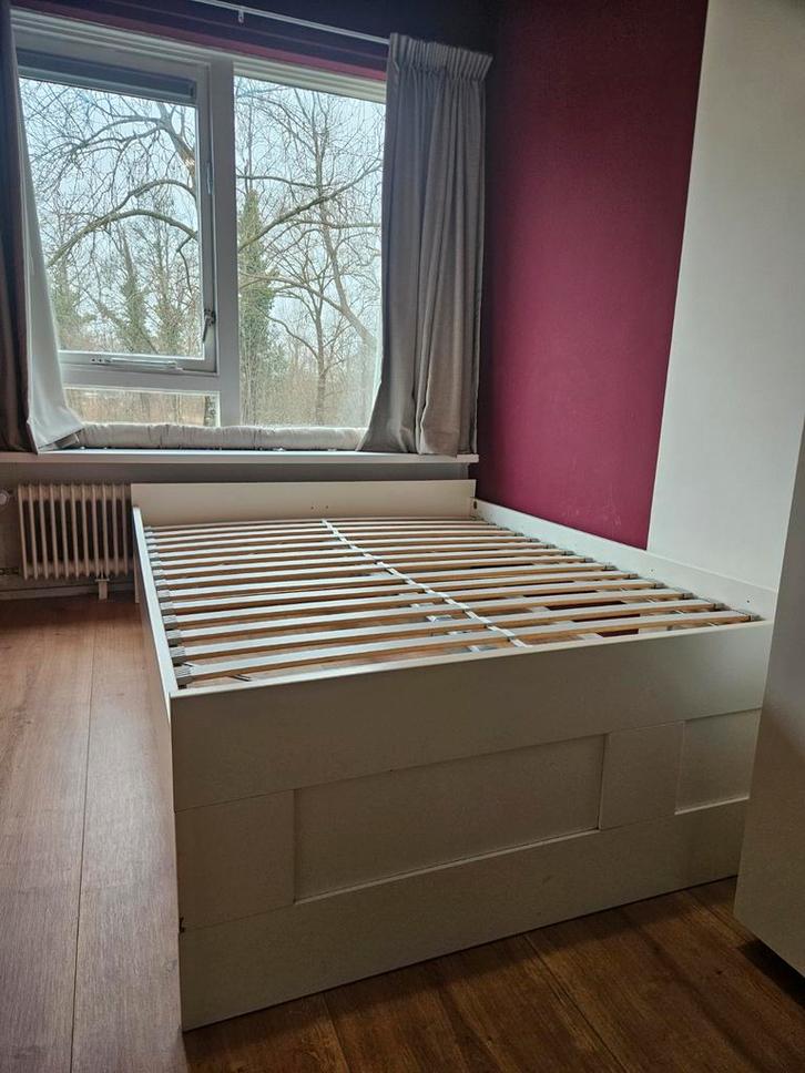 IKEA Wit houten bedframe - 140x200, Huis en Inrichting, Slaapkamer | Bedden, Gebruikt, Tweepersoons, 140 cm, 200 cm, Hout, Wit