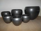 Te koop 12x Bloempot of plantenpot grijs verschillende maten, Tuin en Terras, Rond, Binnen, Ophalen of Verzenden, Zo goed als nieuw