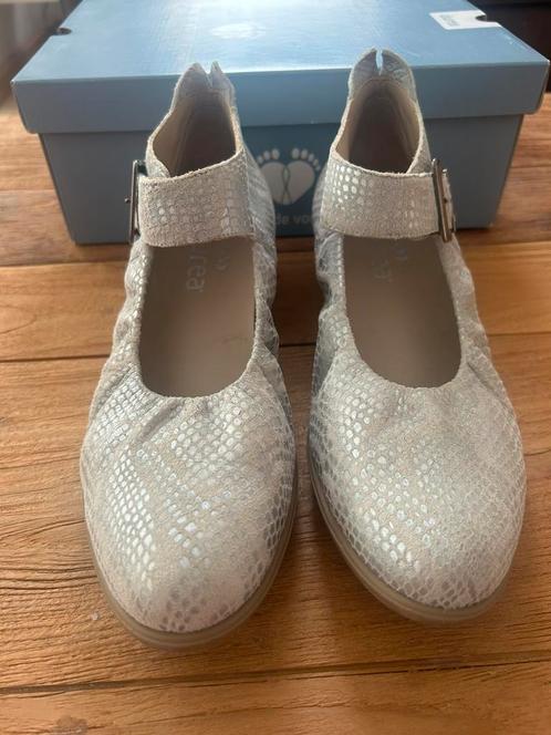 Dames schoenen Durea, Kleding | Dames, Schoenen, Zo goed als nieuw, Schoenen met lage hakken, Overige kleuren, Ophalen of Verzenden