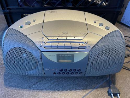 SONY CFD-S200L CD Radio Cassette Corder (386 x 166 x 252 mm), Audio, Tv en Foto, Radio's, Gebruikt, Radio, Ophalen of Verzenden