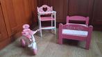 Gratis af te halen Poppenspeelgoed: bed, stoel, fiets, Kinderen en Baby's, Speelgoed | Poppen, Ophalen, Gebruikt, Overige typen