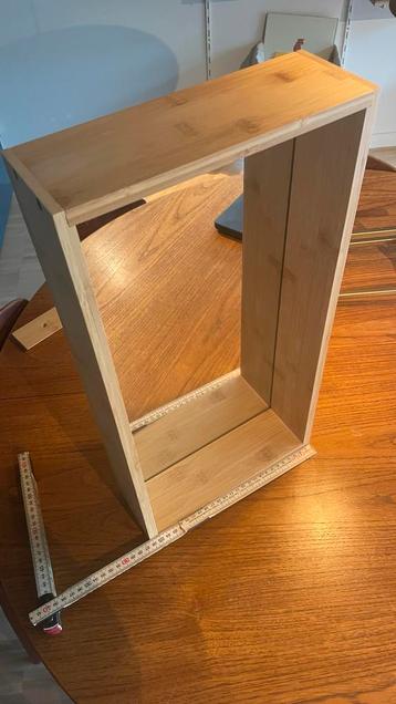 Houten Spiegel als nieuw beschikbaar voor biedingen