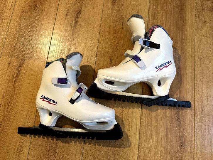 Zandstra Petra schaatsen wit nieuw maat 40 41, Sport en Fitness, Schaatsen, Nieuw, Kunstschaatsen, Zandstra, Ophalen of Verzenden