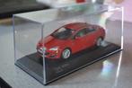opel astra-J met kofferbak rood minischamps, Hobby en Vrije tijd, Modelauto's | 1:43, Ophalen of Verzenden, Nieuw, Auto