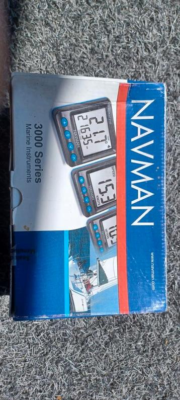 Hagelnieuwe navman multi display speed en diepte tranducer beschikbaar voor biedingen
