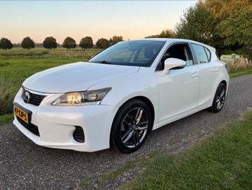 Lexus CT-H 200H 1.8 Hybrid 2012 Wit beschikbaar voor biedingen