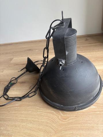 Mooie hanglamp  beschikbaar voor biedingen