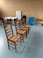Vier klassieke rieten stoelen, Bruin, Vier, Hout, Kerk