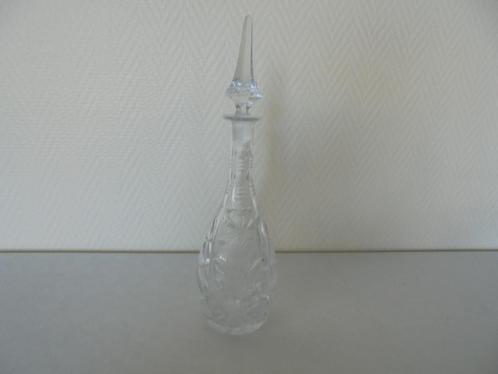 Kristallen karaf met een bloem in glas gegraveerd, Antiek en Kunst, Antiek | Glas en Kristal, Ophalen of Verzenden