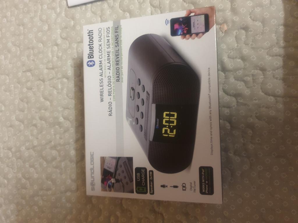 Soundlogic Draadloze Wekker Radio met Bluetooth, Ophalen of Verzenden, Nieuw, Radio