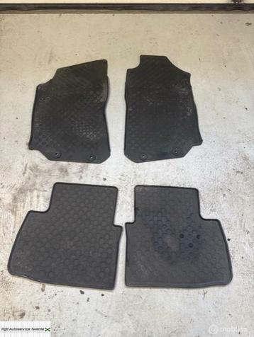 Saab 9-5 Matten set origineel Rubber zwart 32000506 beschikbaar voor biedingen
