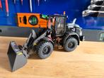 Volvo Shovel L60H AT Collections 1:32 Black Edition, Ophalen of Verzenden, Nieuw, Tractor of Landbouw, Universal Hobbies
