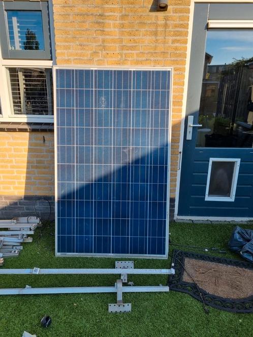 19 zonnenpanelen towards excellence + omvormer sunny boy, Doe-het-zelf en Verbouw, Overige Doe-het-zelf en Verbouw, Gebruikt, Ophalen