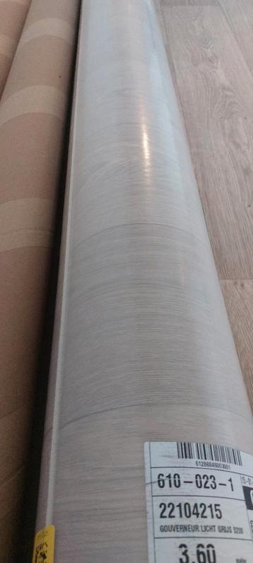 Lichtgrijs Voelbare Structuur Vynil Vloer 3.6X4.00 M beschikbaar voor biedingen