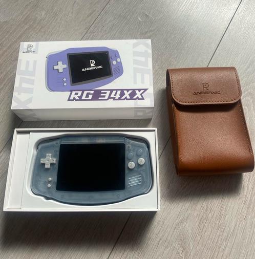 RG34XX Glacier – Retro Handheld + 256GB & Hoes, Spelcomputers en Games, Spelcomputers | Nintendo Game Boy, Nieuw, Game Boy Advance SP