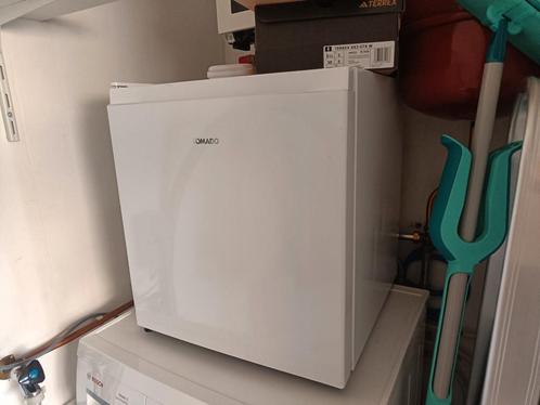 Tomado Mini Freezer TFM4401W/03, Witgoed en Apparatuur, Vriezers en Diepvrieskisten, Gebruikt, Vrijstaand, Minder dan 60 cm, Ophalen