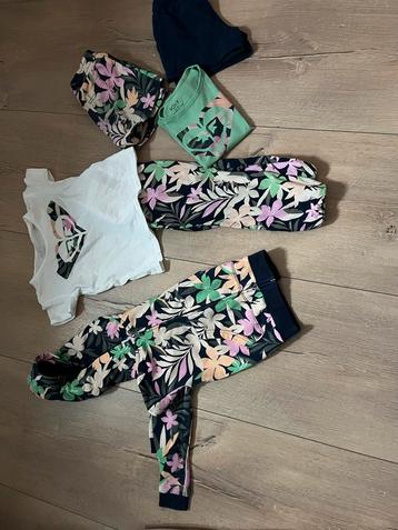 Roxy kleding set maat 104 beschikbaar voor biedingen