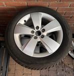 Nette Skoda lichtmetalen velgen met winterbanden, Auto-onderdelen, Banden en Velgen, Ophalen, Gebruikt, 15 inch, Velg(en)