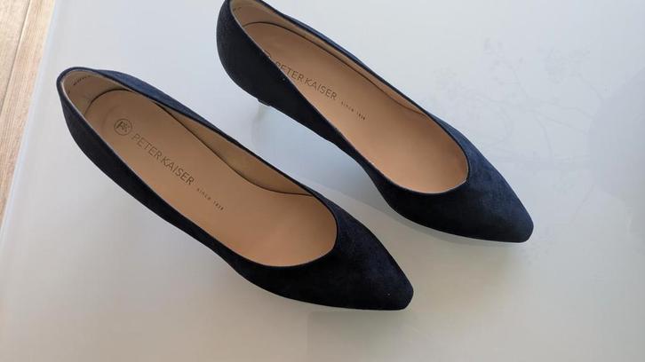 Peter Kaiser Pumps - Maat 7,5  - donker blauw, Kleding | Dames, Schoenen, Gedragen, Pumps, Blauw, Ophalen of Verzenden