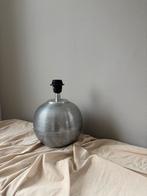 Vintage ribbel metalen zilverkleurige bol lampenvoet d17cm, Ophalen of Verzenden, Zo goed als nieuw, Vintage japandi, Metaal