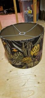 Leuke lampenkap met jungle thema, Huis en Inrichting, Lampen | Lampenkappen, Ophalen, 25 tot 50 cm, Bruin, Rond