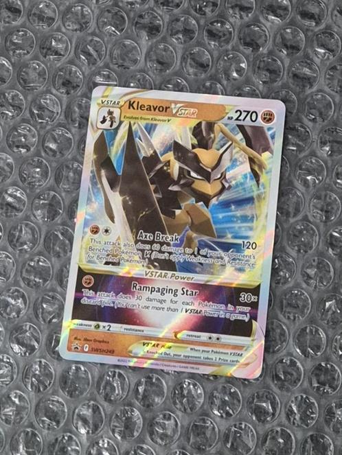 Kleavor VSTAR SWSH249 Sword & Shield Black Star Promo, Hobby en Vrije tijd, Verzamelkaartspellen | Pokémon, Zo goed als nieuw