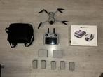 DJI Mini 4 Pro Fly More Combo + 2 extra accu’s + oplaadhub, Audio, Tv en Foto, Drones, Ophalen of Verzenden, Zo goed als nieuw