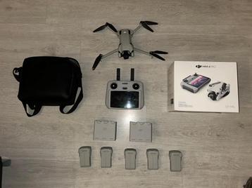 DJI Mini 4 Pro Fly More Combo + 2 extra accu’s + oplaadhub beschikbaar voor biedingen