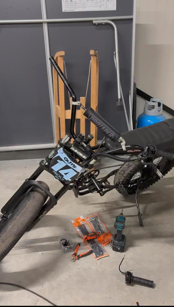 Super 73 custom build, Fietsen en Brommers, Elektrische fietsen, Zo goed als nieuw, Overige merken, 59 cm of meer, Verzenden