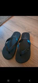 Slippers (maat 32) nieuw, Kleding | Heren, Badmode en Zwemkleding, Ophalen of Verzenden, Overige maten, Zwart