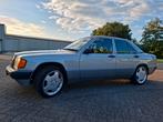 Mercedes-Benz 190-Serie 2.0 E AUT U9 1990 Grijs, Auto's, Automaat, 118 pk, 4 cilinders, Origineel Nederlands